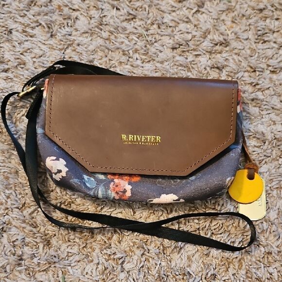 R. Riveter Brown and Blue Floral Patton Crossbody - Picture 1 of 7